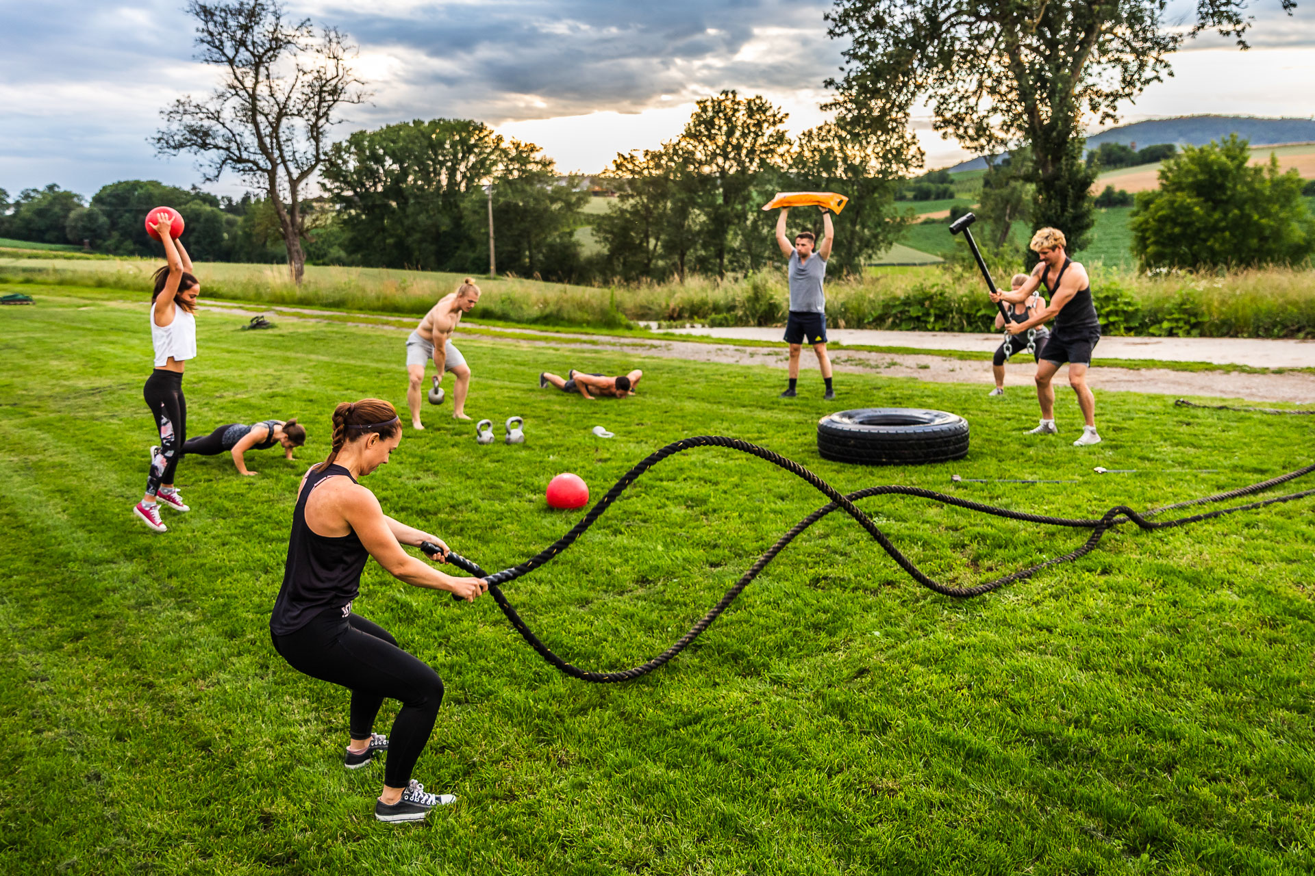 kroftstodl gruppentraining oberkörpertraining